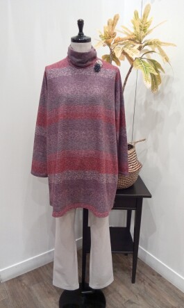 シャーリング衿の起毛プルオーバー